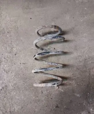 Audi A6 S6 C4 4A Front coil spring