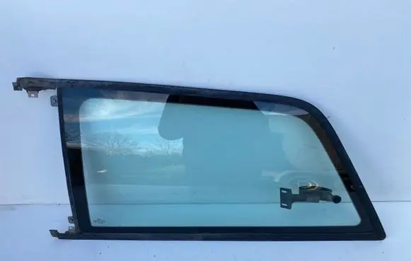 Audi A3 S3 8L Rear side window