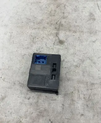 Peugeot 208 II Air conditioner control unit module 9848932380