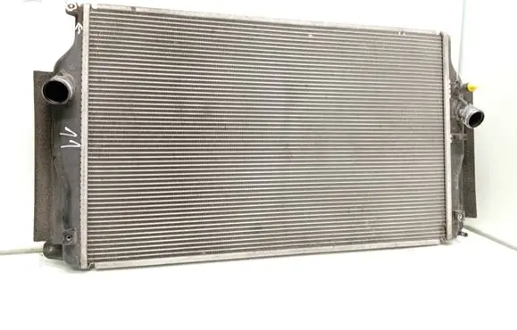 Toyota RAV 4 (XA30) Coolant radiator 03107