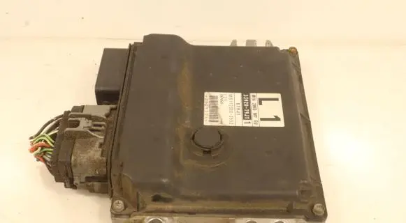 Suzuki SX4 Engine control unit/module ECU 3392079J1