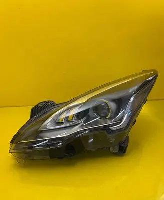 Peugeot 3008 I Headlight/headlamp 9805525580