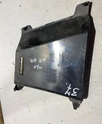 Audi Q7 4M Front fog light trim/grill 4M0807151L
