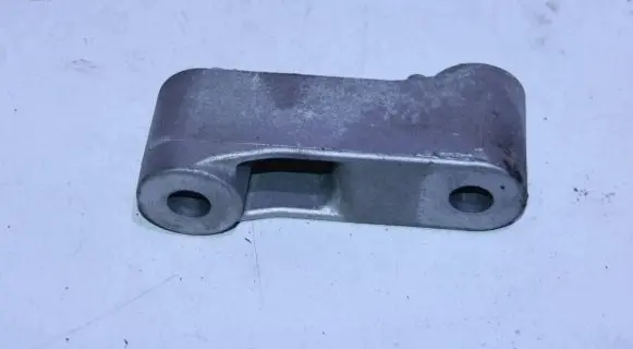 Renault Captur II Gearbox mounting bracket 113321019R