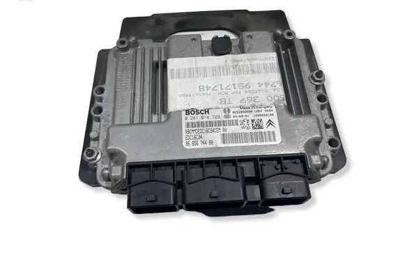 Peugeot 3008 I Engine control unit/module 0281014729