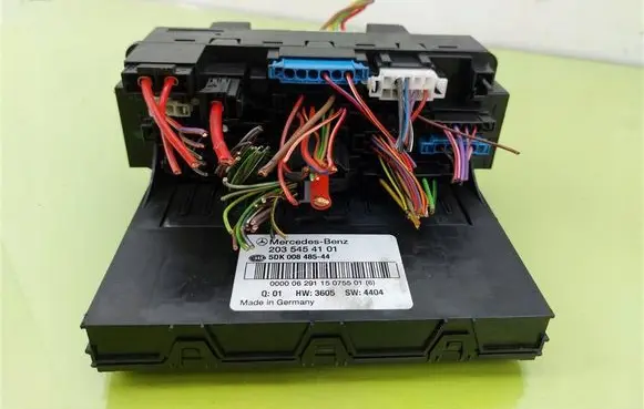 Mercedes-Benz C W203 Comfort/convenience module 2035454101