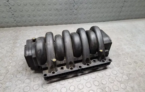 BMW 7 E38 Intake manifold 1435361