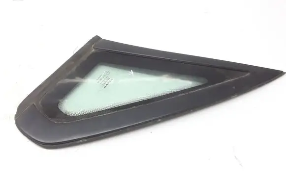 Volvo S80 Rear side window