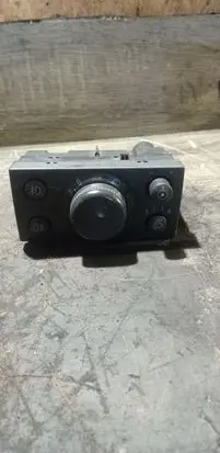 Opel Signum Light switch 9185881