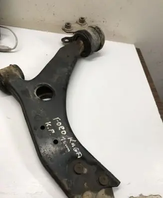 Ford Kuga I Front lower control arm/wishbone