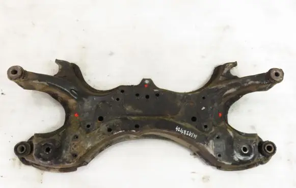 Toyota Avensis T250 Front subframe 