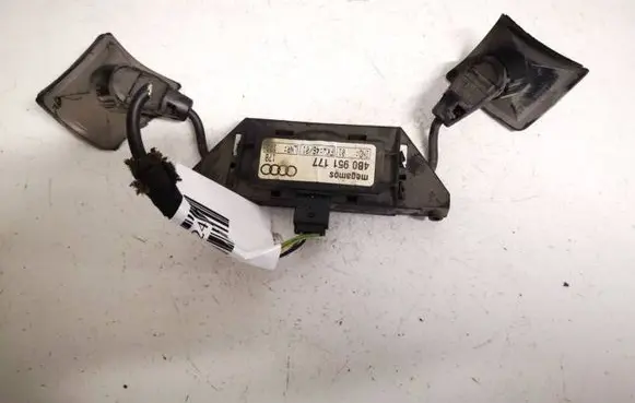 Audi A6 S6 C5 4B Alarm control unit/module 4b0951177