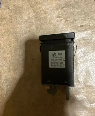 Volkswagen PASSAT B5.5 Hazard light switch 3B0953235D 3B0953235 PA66GF30