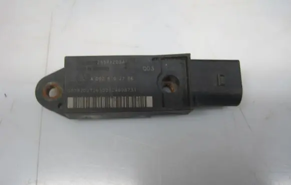 Mercedes-Benz CLS C219 Airbag deployment crash/impact sensor 0028202726 A0028202726