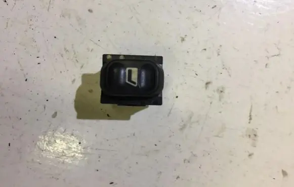 Citroen Xsara Electric window control switch a0301