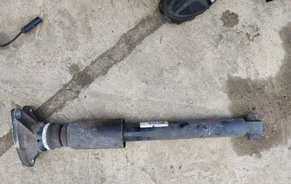 BMW 4 F36 Gran coupe Rear shock absorber/damper 6873825 14941510