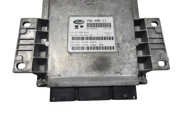 Peugeot 406 Engine control unit/module 9634496280 9637826180 16406014