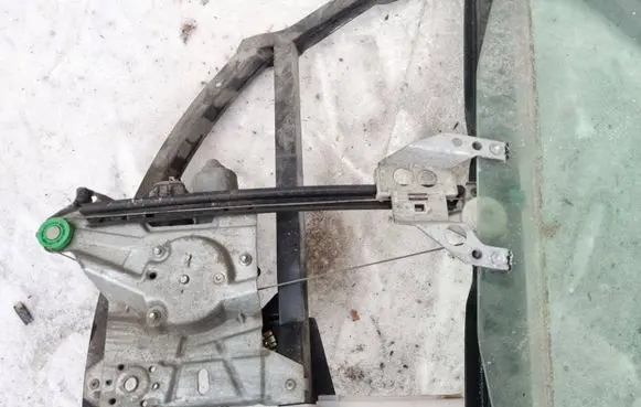 Sliding door window regulator with motor