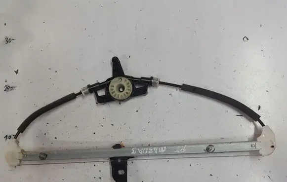 Mazda 3 III Front door window regulator with motor