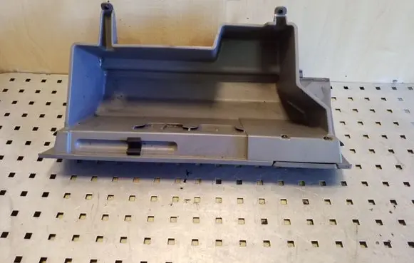 Volkswagen Crafter Glove box