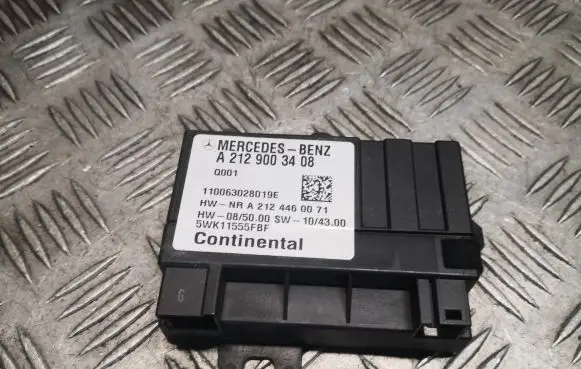 Mercedes-Benz E W212 Fuel injection pump control unit/module 2129003408 A2129003408