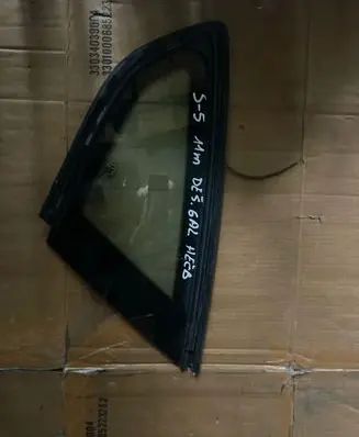 Audi A5 8T 8F Rear side window