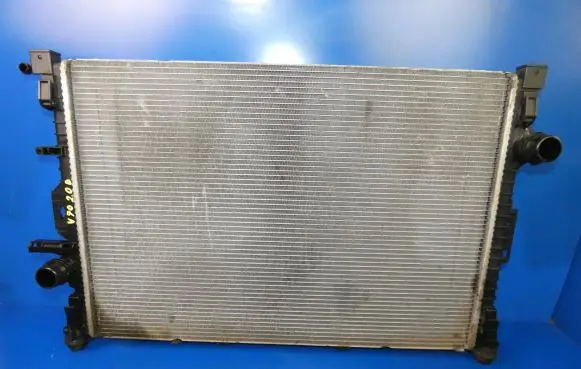 Volvo V70 Coolant radiator
