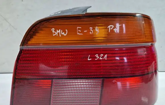 BMW 5 E39 Rear/tail lights 8358032 2VP00724002