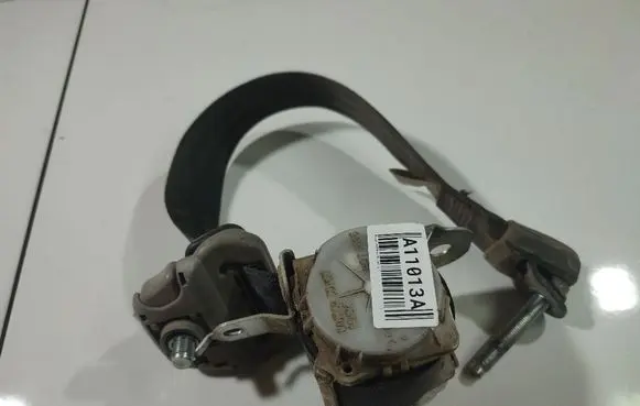 Nissan Pathfinder R51 Rear seatbelt H07330L