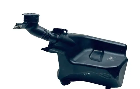 Tesla Model 3 Windshield washer fluid reservoir/tank 109606200F 113102800A