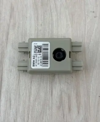 BMW 7 F01 F02 F03 F04 Aerial antenna amplifier 9118261 021012 2136750