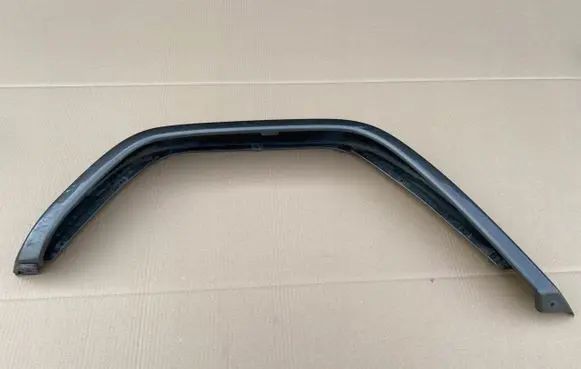 Mercedes-Benz G W463 2nd Gen Rear arch trim