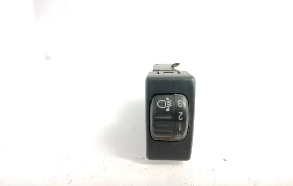 Isuzu D-Max Headlight level height control switch 134137