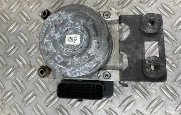 Renault Trafic III (X82) ABS Pump 476607609R 93868515 10022002294