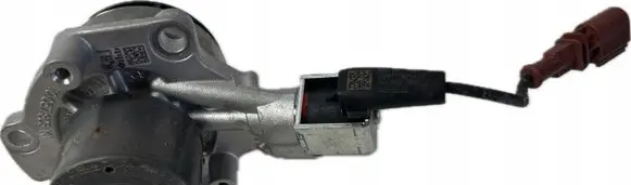 Volkswagen PASSAT B8 Water pump 04L907284