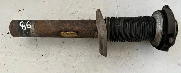 Volkswagen PASSAT B6 Front shock absorber/damper 3C0413031AT 02K8A1