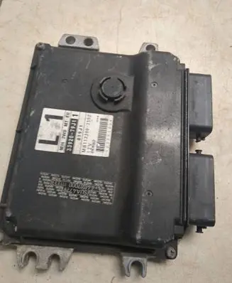 Suzuki SX4 Engine control unit/module 3392079J1 079J1 MB1123002552
