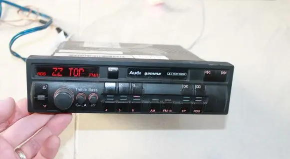 Audi A4 S4 B5 8D Radio/CD/DVD/GPS head unit 4D0035186 7644858380