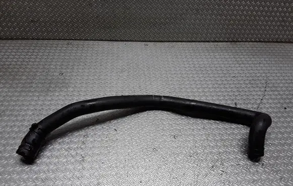 Mercedes-Benz C W204 Engine coolant pipe/hose