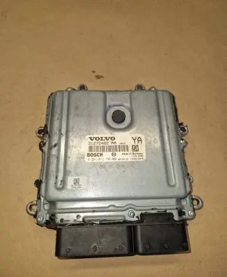Volvo V70 Engine control unit/module 31272462AA 0281012765 1039S18372