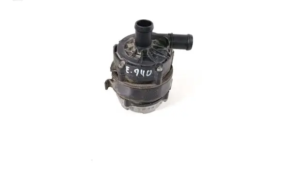 Volkswagen Golf VII Electric auxiliary coolant/water pump 04L965567