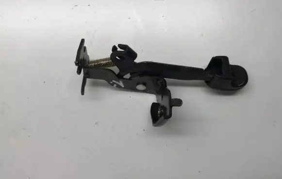 KIA Sportage Fuel cap release pull handle 