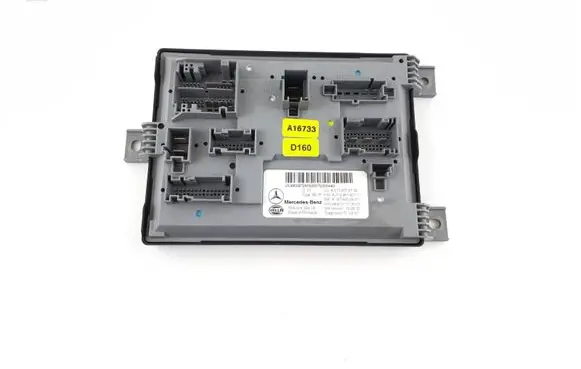 Mercedes-Benz E W213 SAM control unit A2139009729 A2139016011 A1679020607