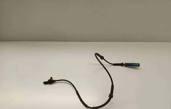 BMW 7 E65 E66 ABS brake wheel speed sensor 0265007592