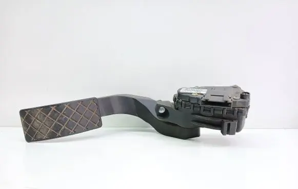 Volkswagen PASSAT B5.5 Accelerator throttle pedal 6PV00837603 8D1721523J