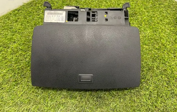Mercedes-Benz C W204 Screen/display/small screen A2048204697 2048204797 2044421006