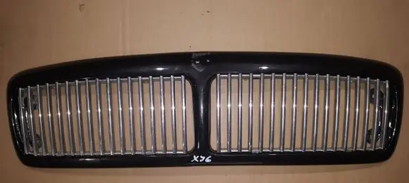Jaguar XJ X300 Front bumper upper radiator grill
