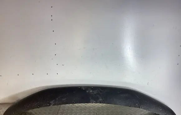 Front bumper lip