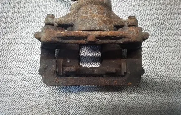 Volkswagen Crafter Rear brake caliper 2E0615405B