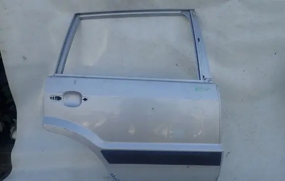 Ford Fusion Rear door